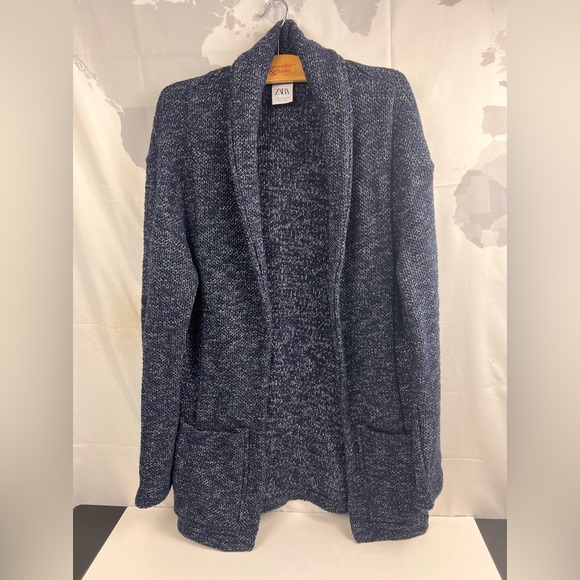 ZARA cardigan super soft, front pockets, size medium - Picture 6 of 8